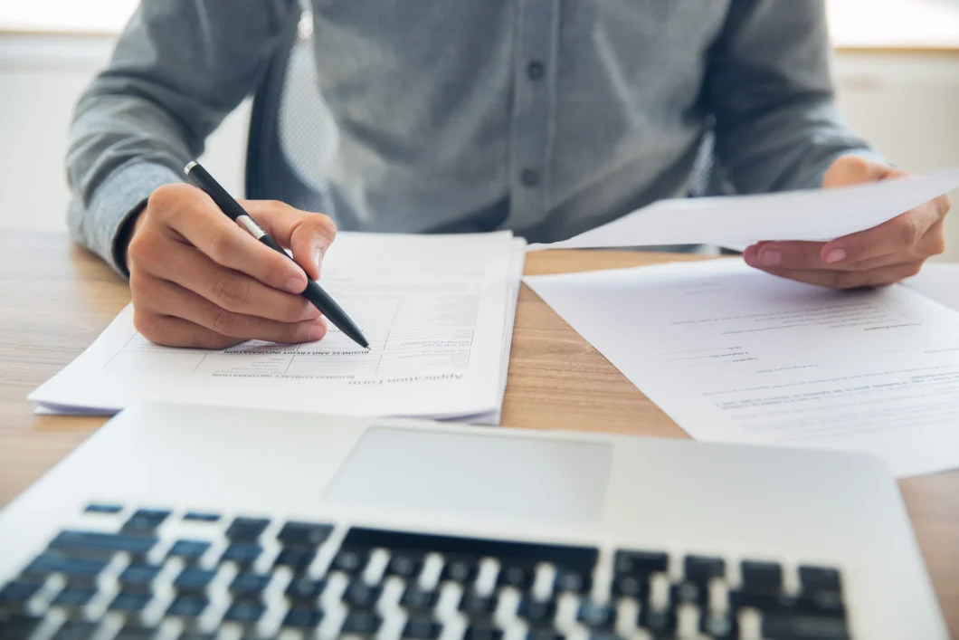 Confiable gestión de trámites administrativos: Administrativo Certificado Seguramente Gestionando