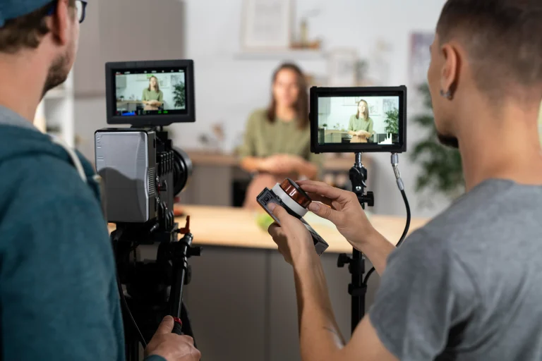Lee más sobre el artículo Entre Platos y Píxeles: La Importancia de Nuestra Imagen en la Hostelería Moderna